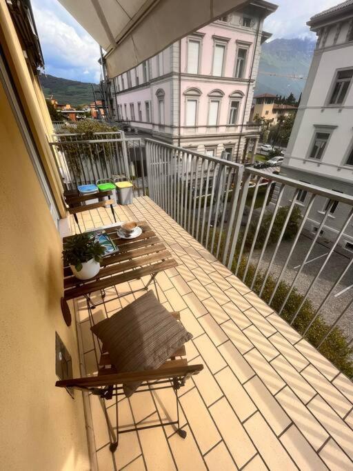 Me Ca - Appartamento Vacanze Riva del Garda Esterno foto