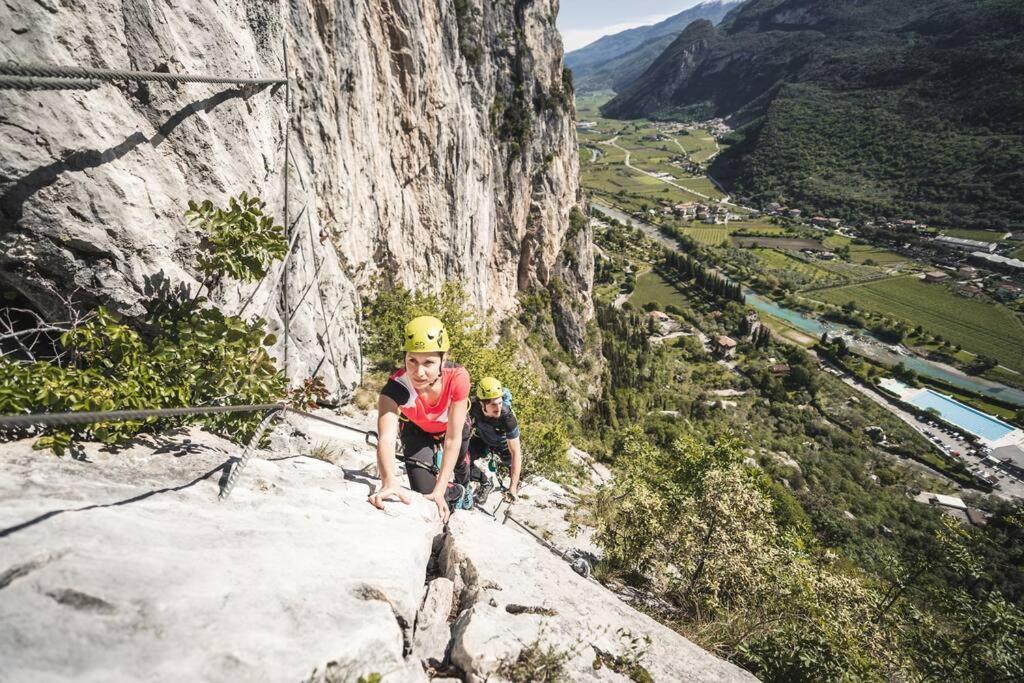 Me Ca - Appartamento Vacanze Riva del Garda Esterno foto