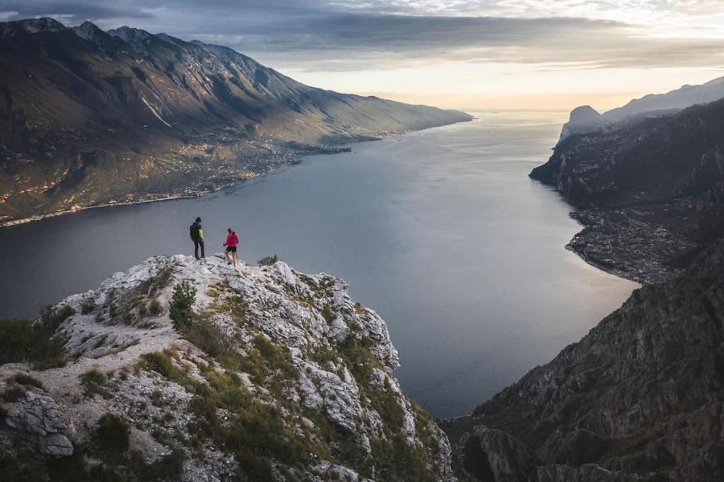 Me Ca - Appartamento Vacanze Riva del Garda Esterno foto